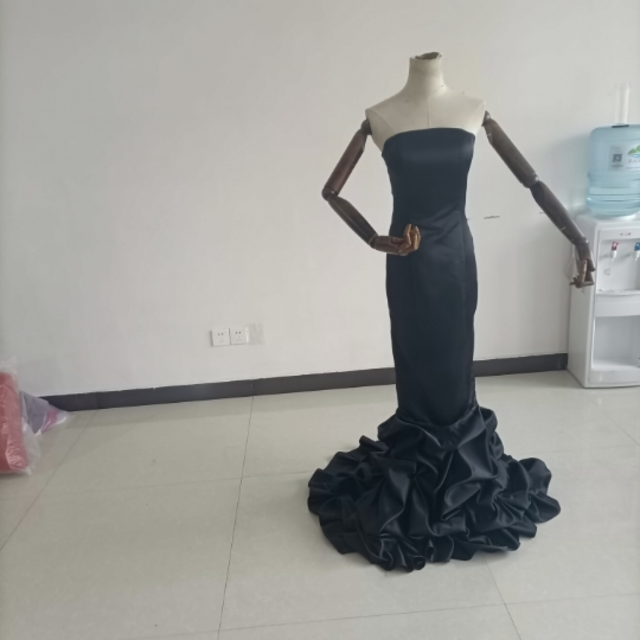 黑 フランス風 カラードレス ブラック マーメイドライン ベアトップ 結婚式 /