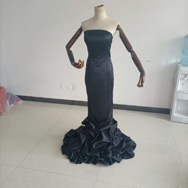 黑 フランス風 カラードレス ブラック マーメイドライン ベアトップ 結婚式 /