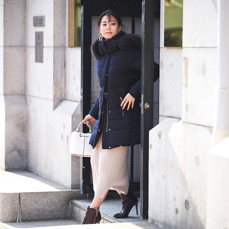 ロングダウンコート ダウンジャケット ロングダウン アウター 上着 ロングコート ファー レディース 50代 40代 30代 ミセス 秋 冬 大きいサイズ 上品 防寒 ロング丈 暖かい 黒 カーキ 通勤 きれ