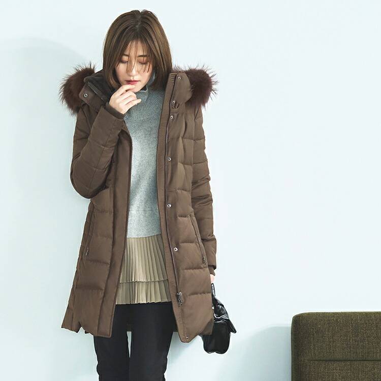 ロングダウンコート ダウンジャケット ロングダウン アウター 上着 ロングコート ファー レディース 50代 40代 30代 ミセス 秋 冬 大きいサイズ 上品 防寒 ロング丈 暖かい 黒 カーキ 通勤 きれ