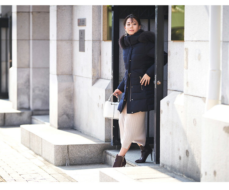 ロングダウンコート ダウンジャケット ロングダウン アウター 上着 ロングコート ファー レディース 50代 40代 30代 ミセス 秋 冬 大きいサイズ 上品 防寒 ロング丈 暖かい 黒 カーキ 通勤 きれ