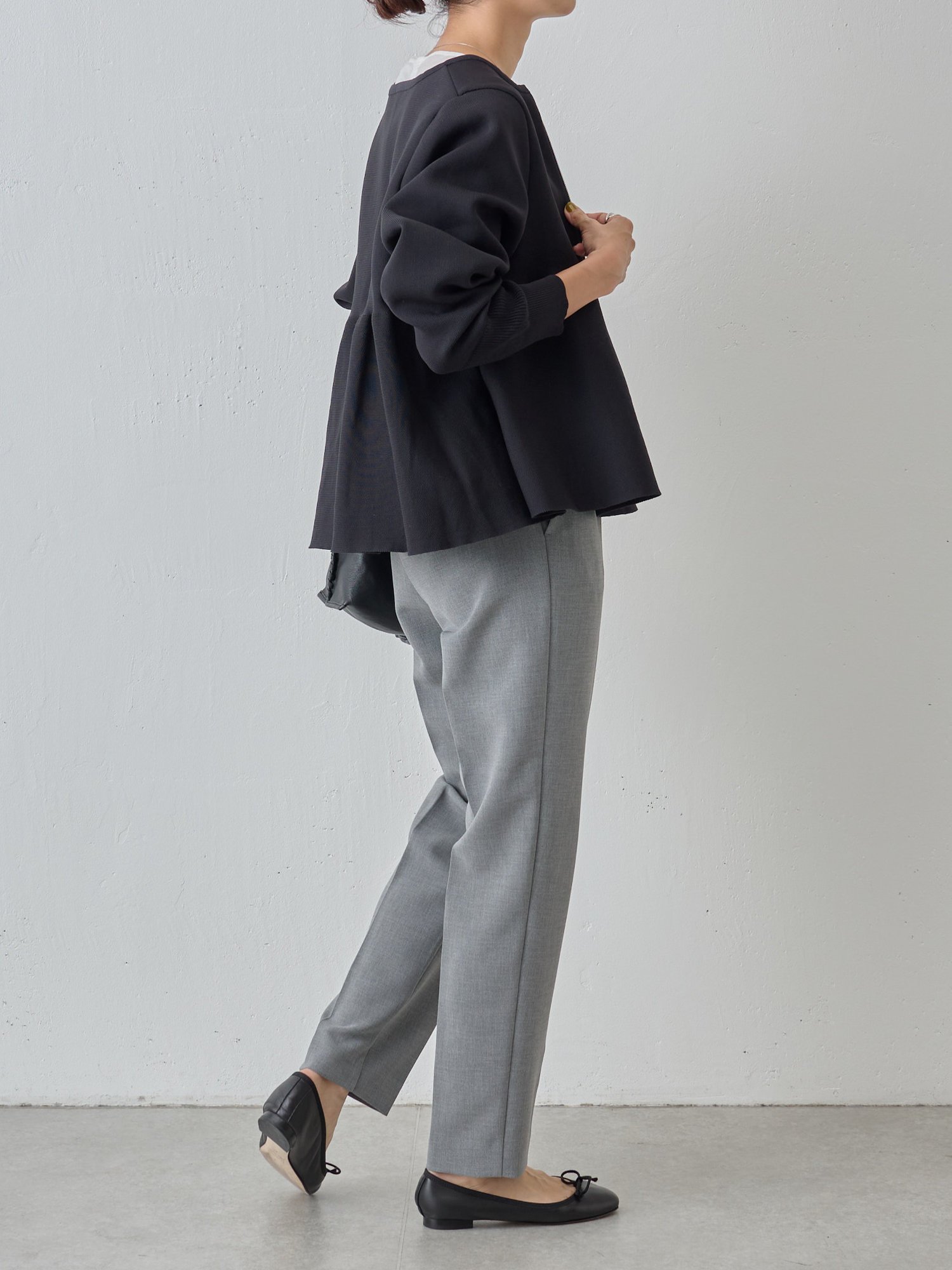 ペプラムニットカーディガン