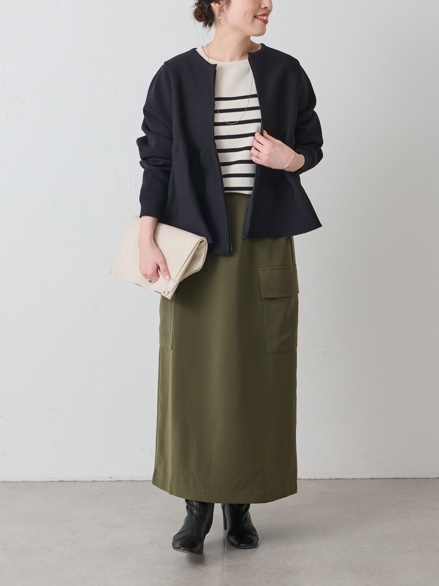 ペプラムニットカーディガン