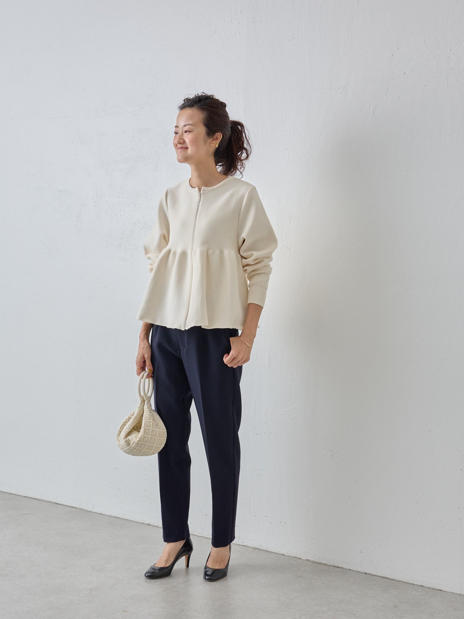 ペプラムニットカーディガン