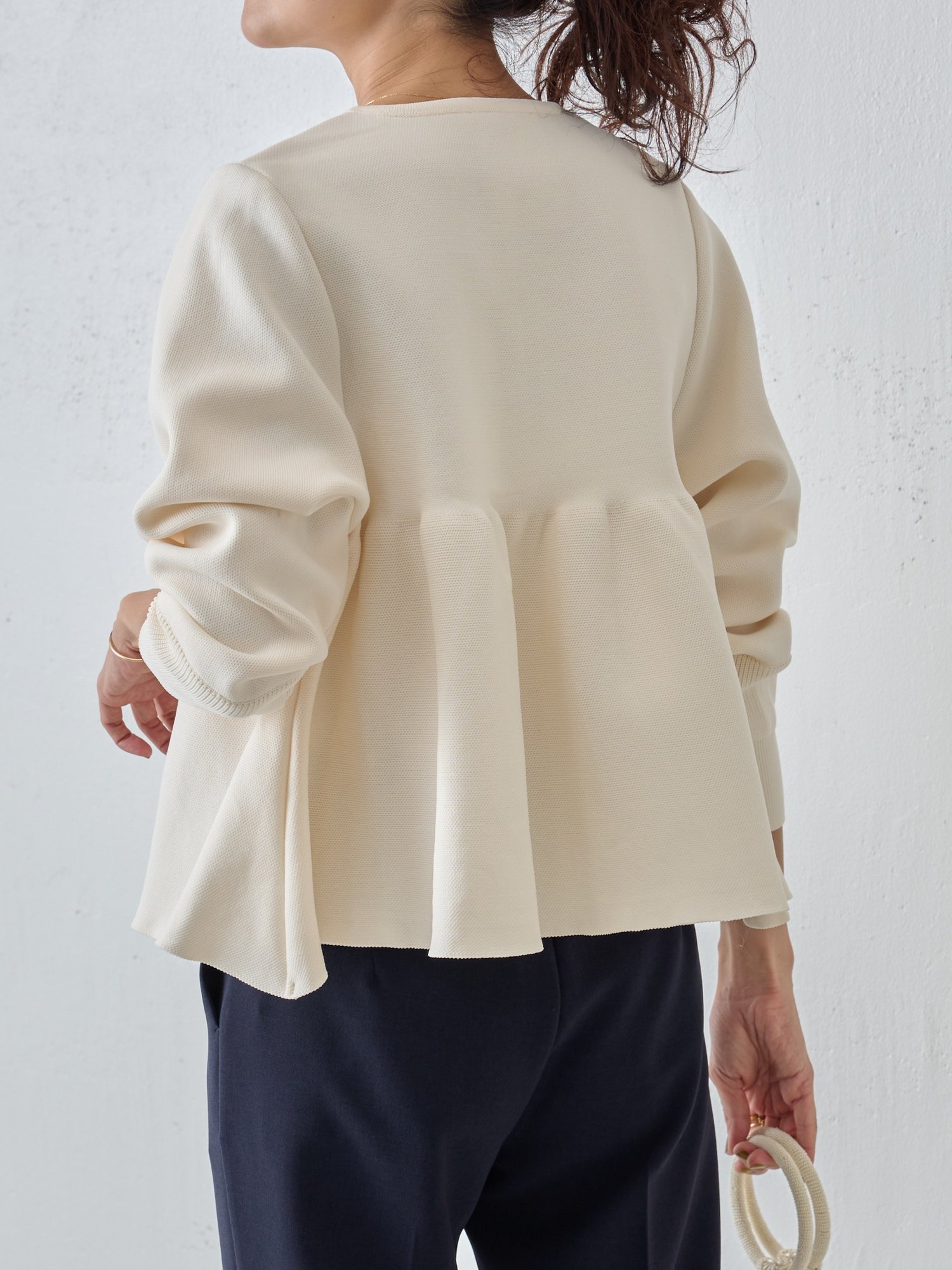 ペプラムニットカーディガン