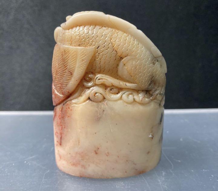 龍 寿山石 中国 印材 古 古玩 1点 天然石 印鑑 赤 石 白石 91.7g